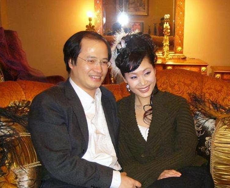 于文华13年绯闻真相:关系纠纷朱之文?未生育?实情