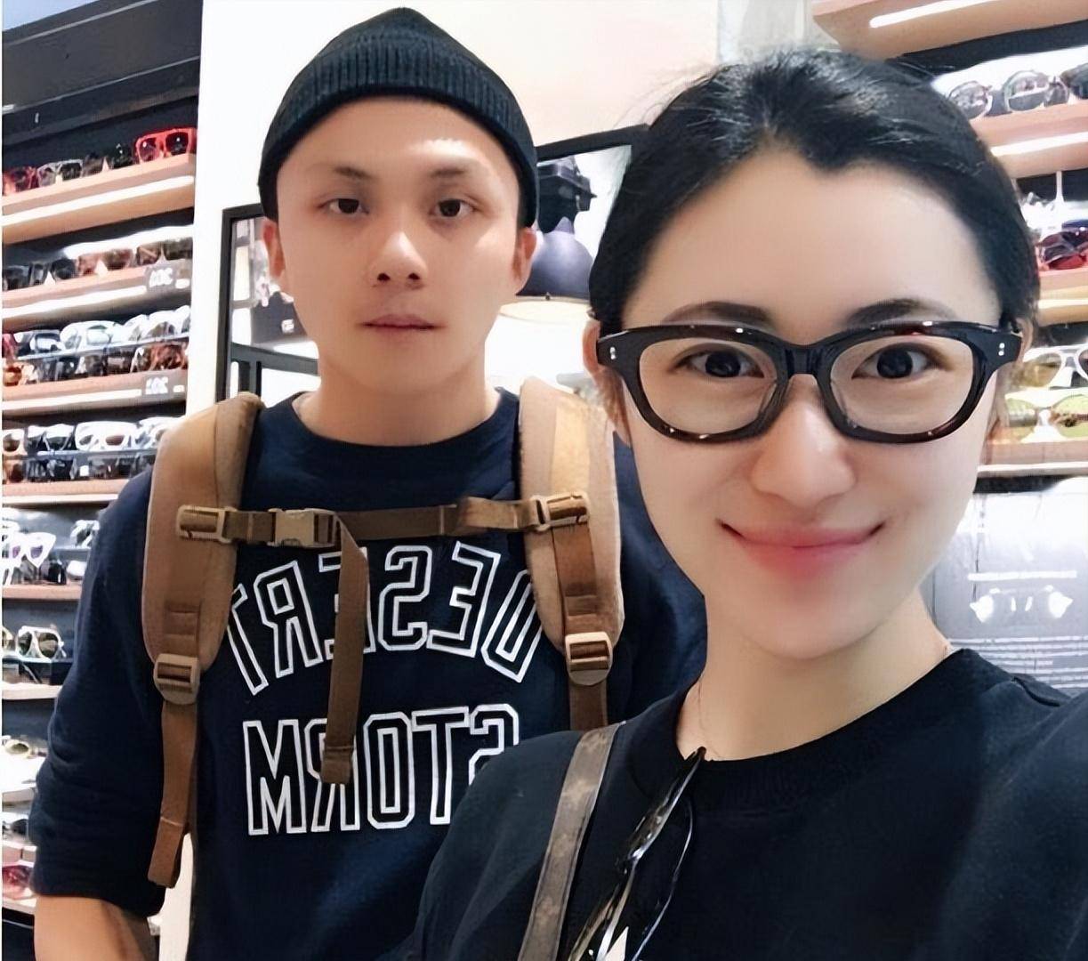 结婚2年感情越界1年,离异10年单身,与郭京飞被热议