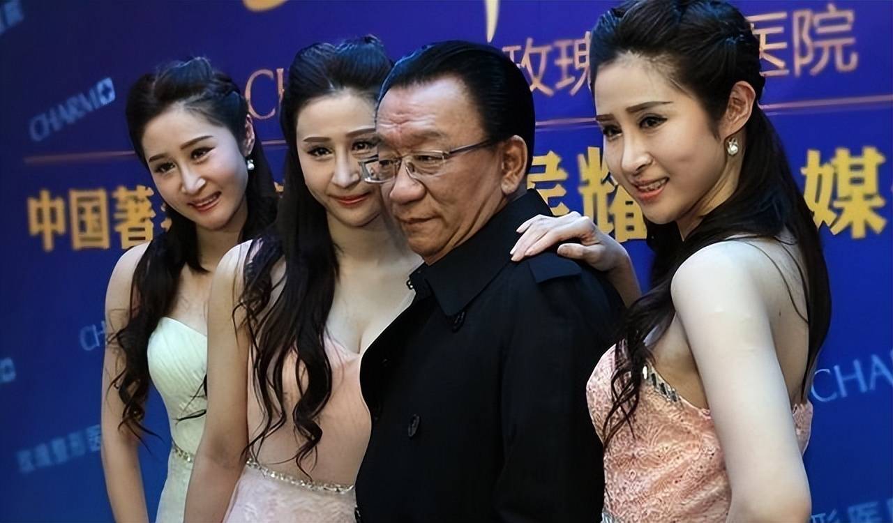 贪财好色德不配位,老艺术家晚节不保不冤