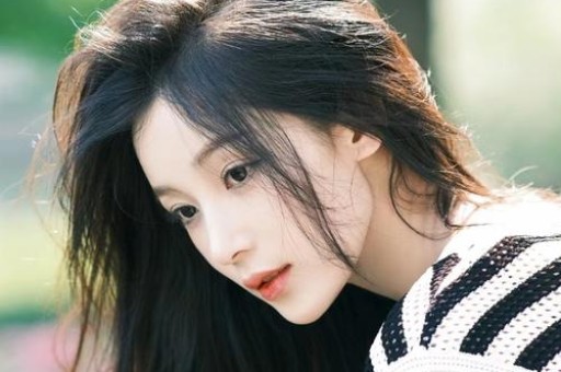 美女主播硬刚山西首富，神秘人砸货定输赢