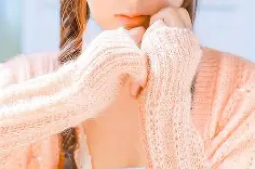 女网红十年付出遭老公闺蜜背叛:教训深刻