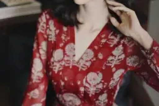 维嘉洁癖人设趣闻?旧T恤成韩星奢侈品