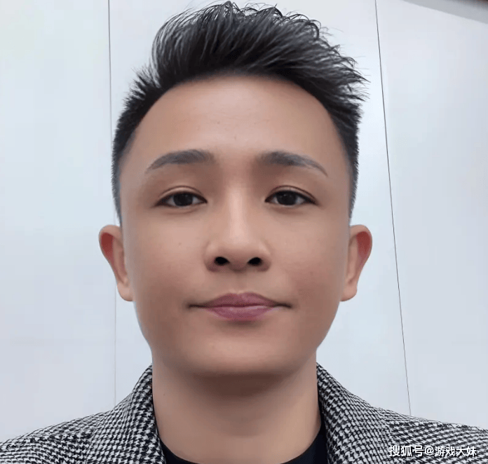 网红大鑫假牛肉卷事件：假一赔万拒赔引争议