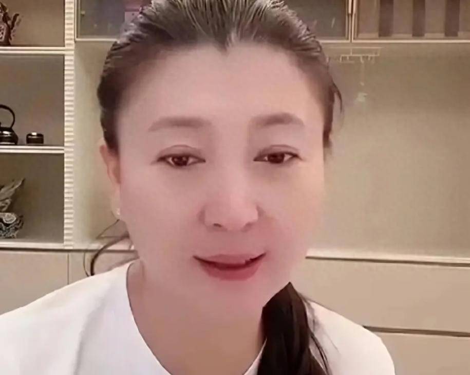 六月连环5大瓜:黄子韬生子、韩红翻车等引热议