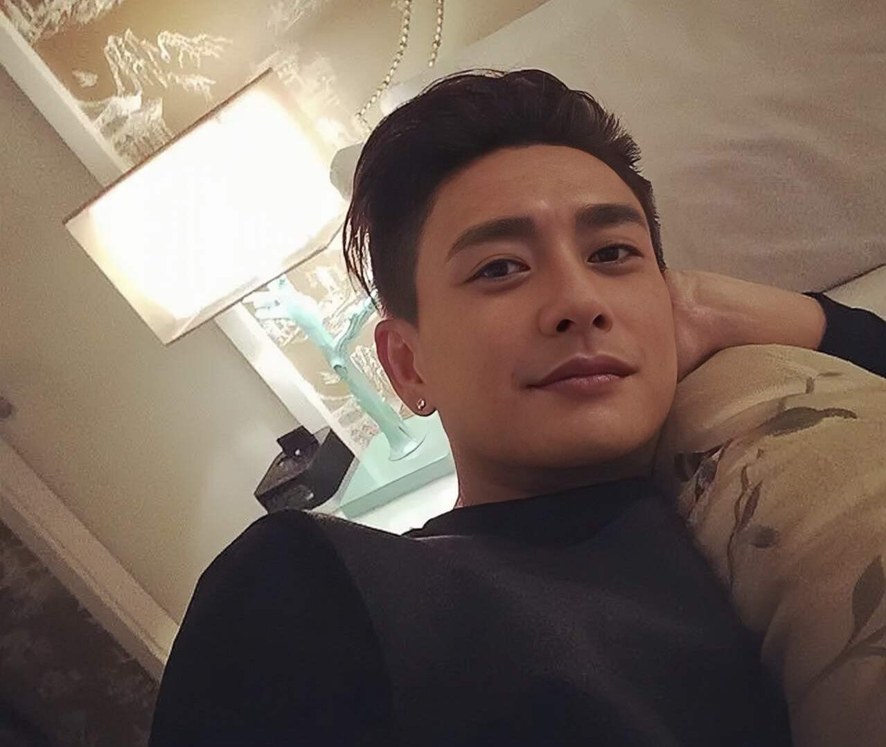 香港男星不婚因父母离婚 离世前花光积蓄