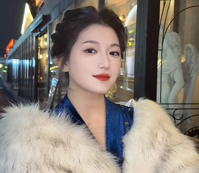 网红阿桃婚房抓奸 老公与闺蜜出轨称享受快感